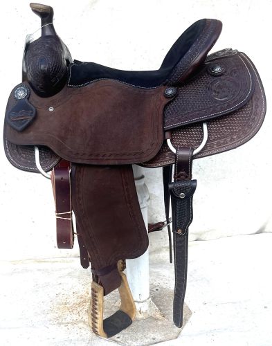 SCOTT THOMAS ROPING SADDLE